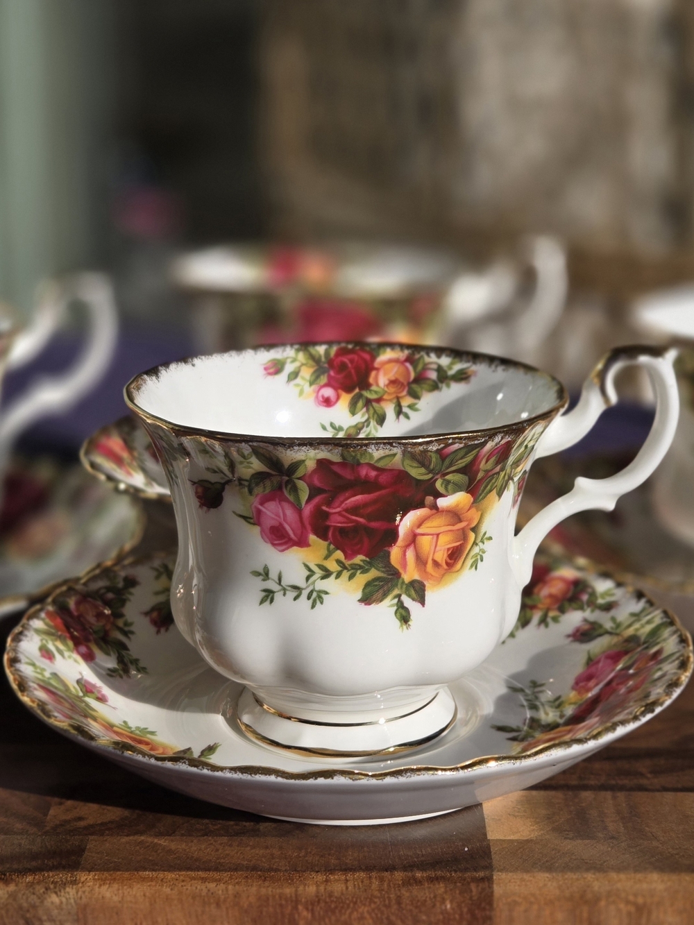 Royal Albert Country Rose Collection Teacup Set